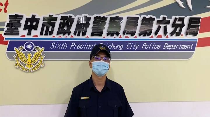 優勢警力化解酒後糾紛-警棍壓制連酒客都說帥