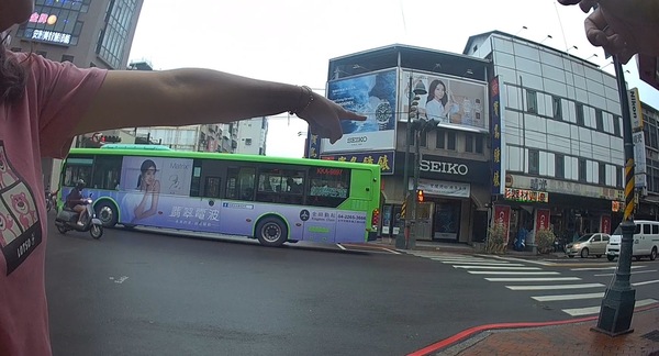 S 33022812 0 0