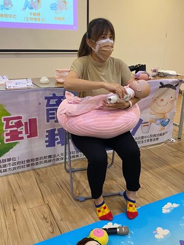 新手家長看過來　高市孕婦育兒活動carry你
