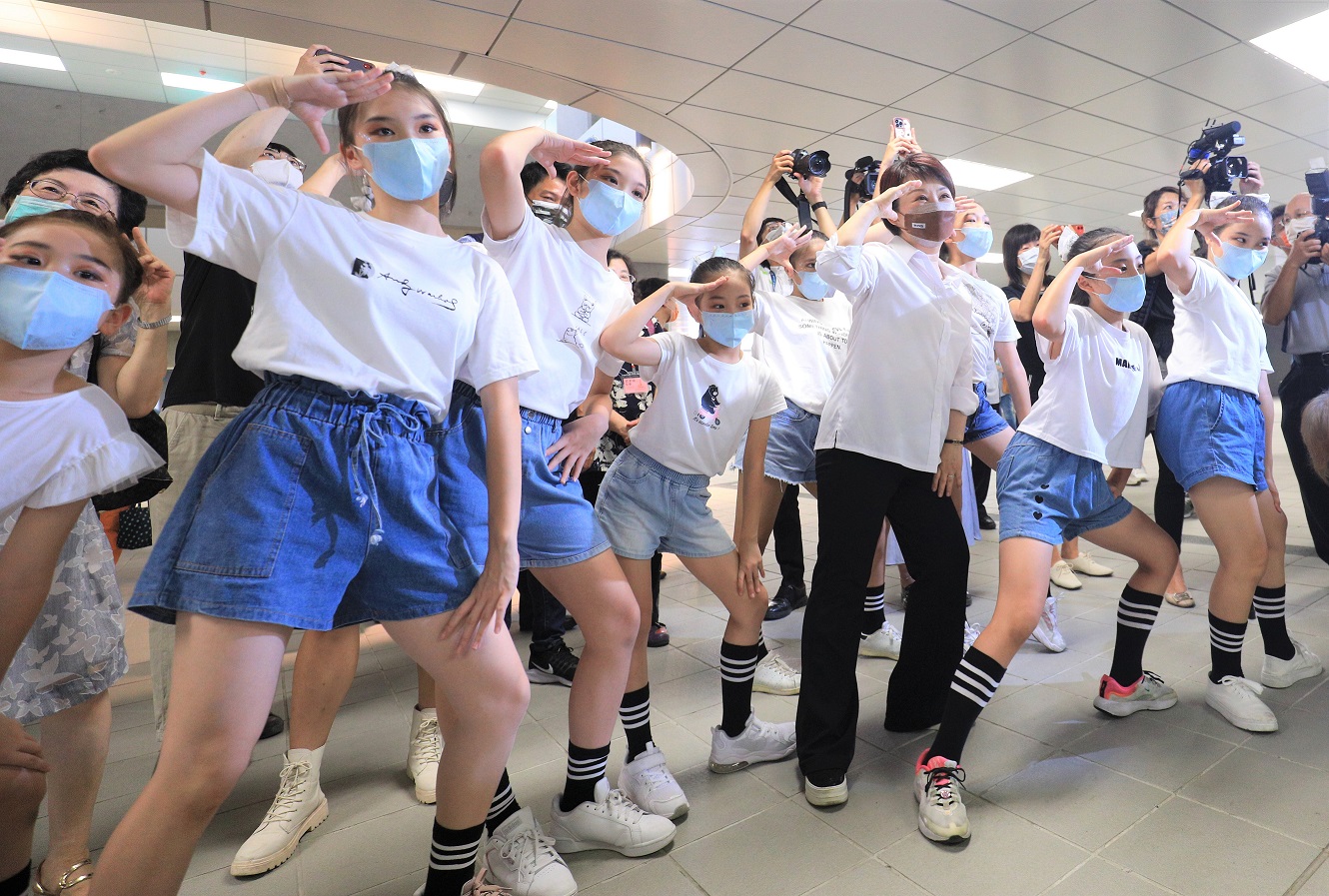 中捷在舊社站內規劃 捷舞103 Just Dance 市長盧秀燕歡迎市民前來體驗