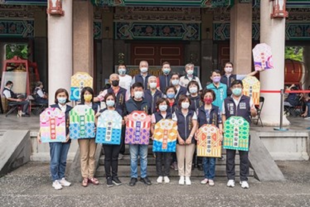 ▲台中市111年祈福成年禮活動宣傳記者會合照。（圖/記者澄石翻攝）