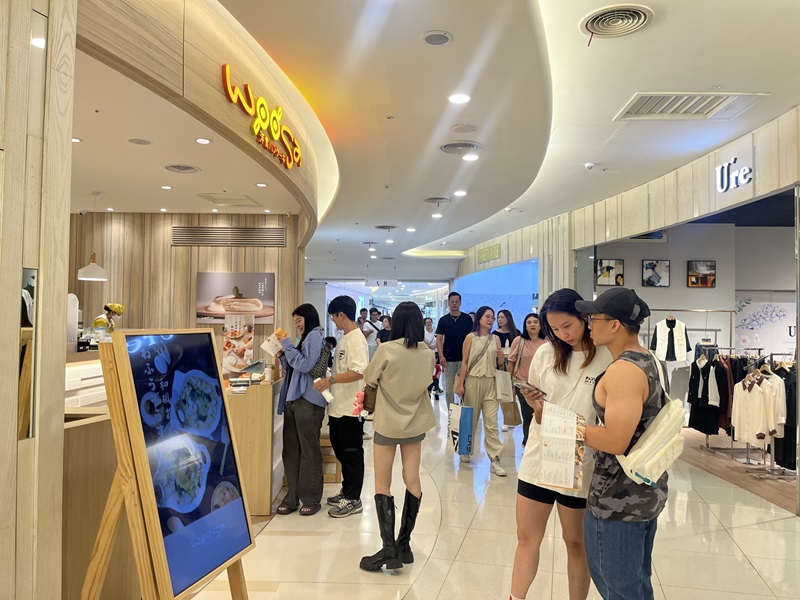 大江跨業種品牌配置 ,餐飲零售業績齊發 0