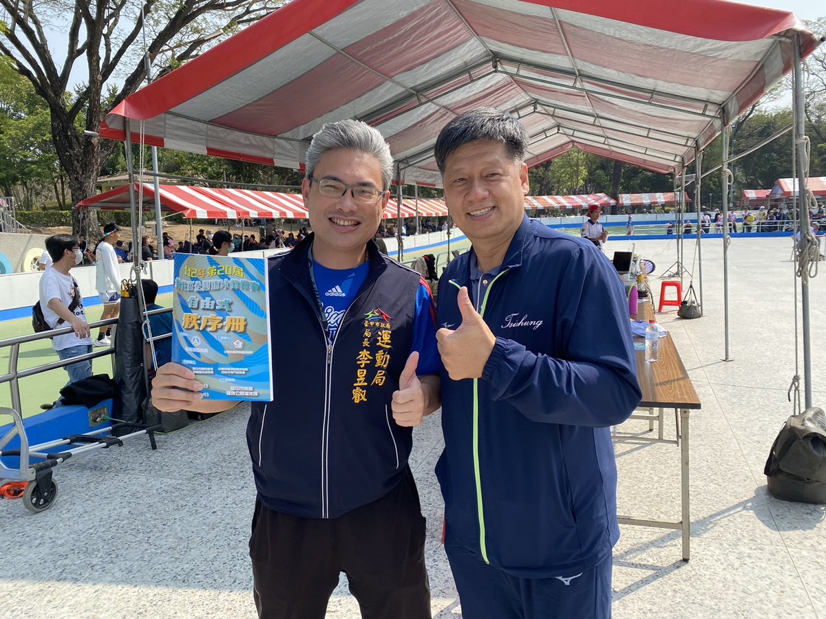 運動局李昱叡局長代表盧市長到場關心賽事進行