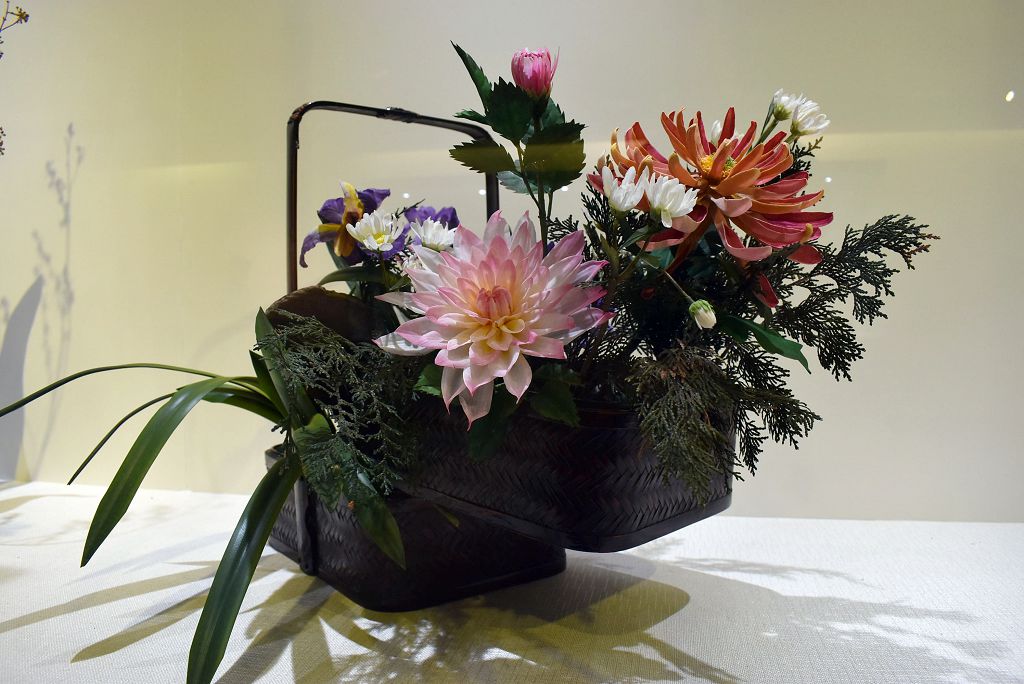 陳建華老師蓪草創作