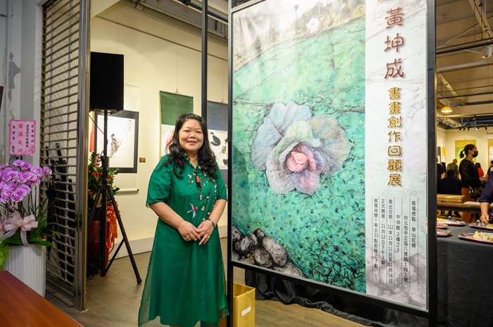 黃坤成老師作品與黃錦鶯策展人